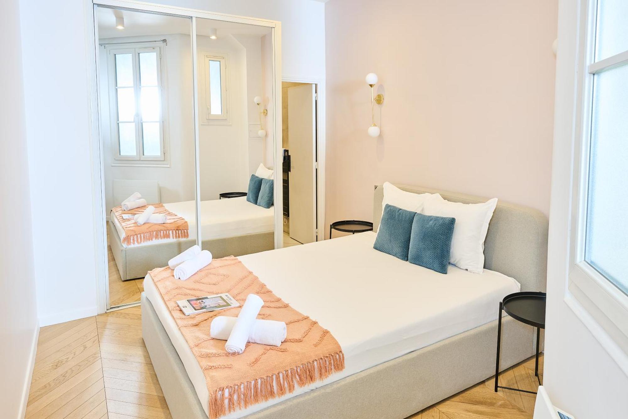 Champs Elysees!Montaigne, New Luxurious 6Pers Flat Paris Luaran gambar